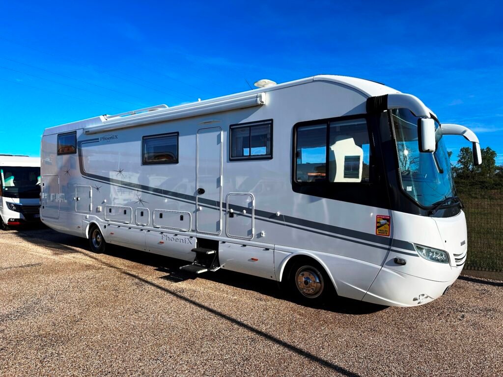 Autocaravana PHOENIX LINER 11600 BM STYLX ELEGANCE